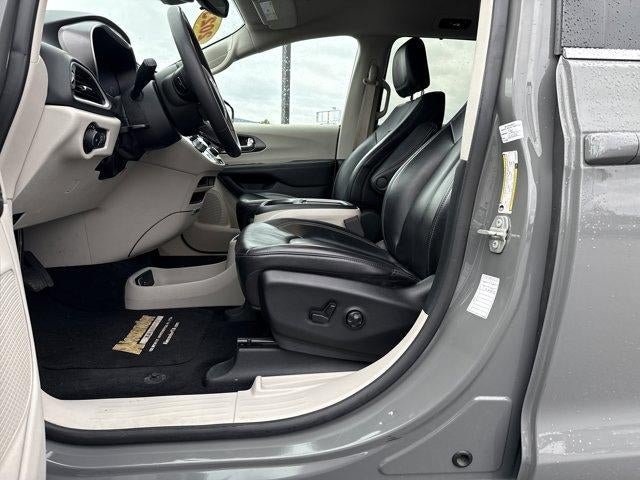 2023 Chrysler Pacifica Touring L FWD