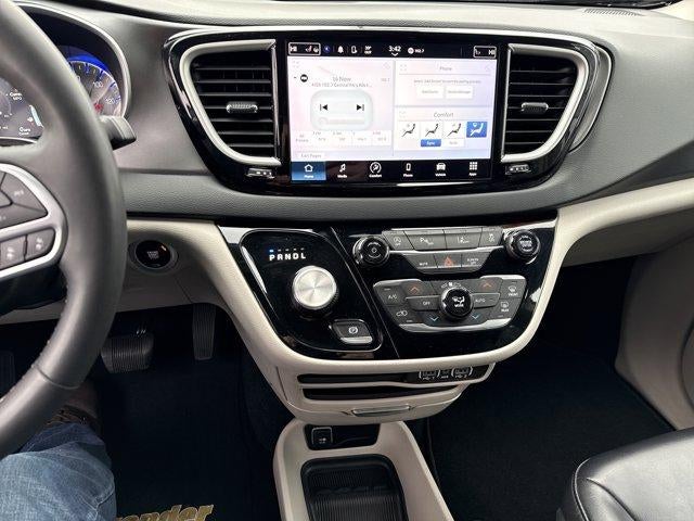 2023 Chrysler Pacifica Touring L FWD