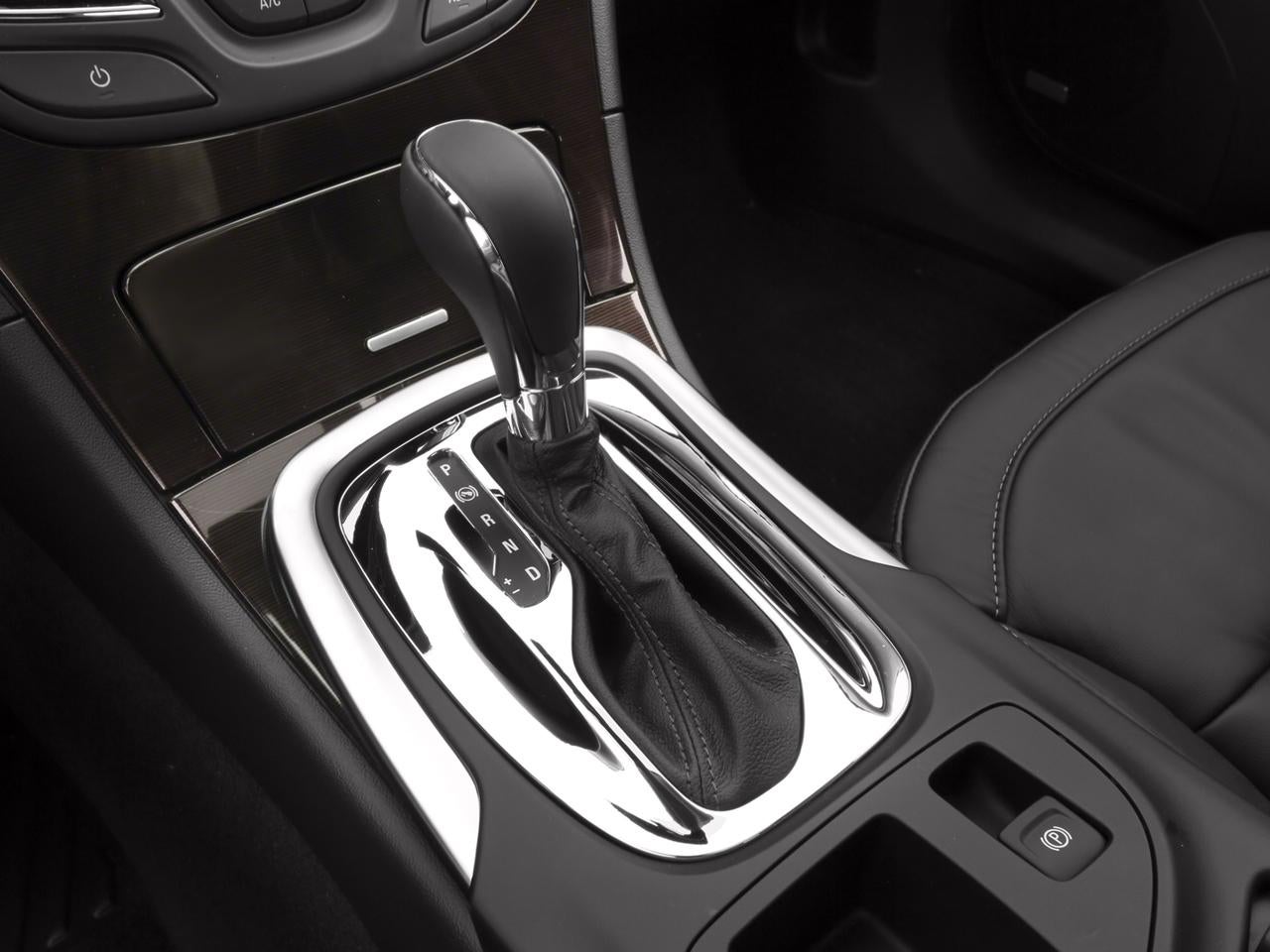 2017 Buick Regal Premium II FWD