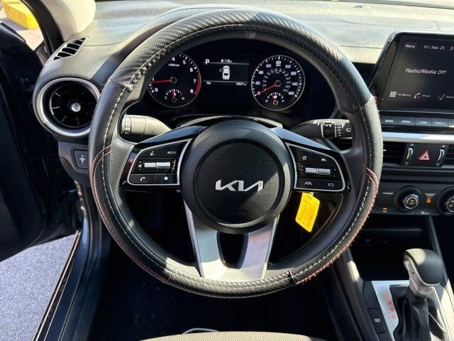 2024 Kia Forte LXS IVT