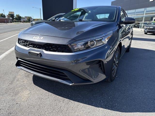 2024 Kia Forte LXS IVT