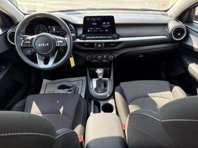 2024 Kia Forte LXS IVT