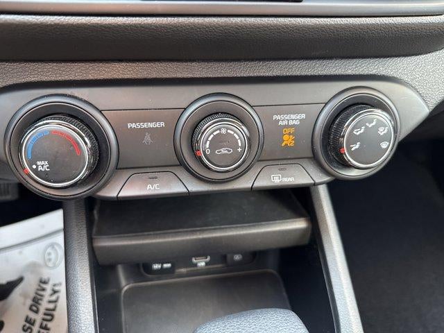 2024 Kia Forte LXS IVT