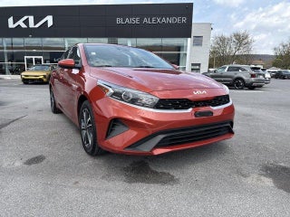 2023 Kia Forte LXS IVT