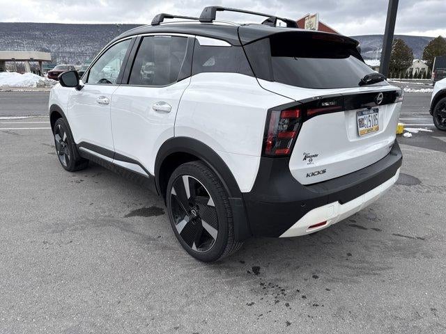 2025 Nissan Kicks SR AWD