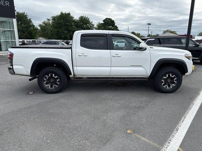 2023 Toyota Tacoma 4WD 4WD TRD Off Road Double Cab 5' Bed V6 AT (Natl)