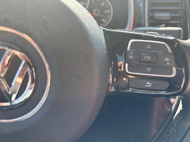 2012 Volkswagen Beetle 2dr Cpe DSG 2.0T Turbo