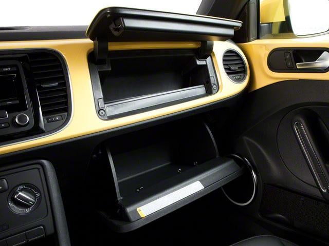 2012 Volkswagen Beetle 2dr Cpe DSG 2.0T Turbo