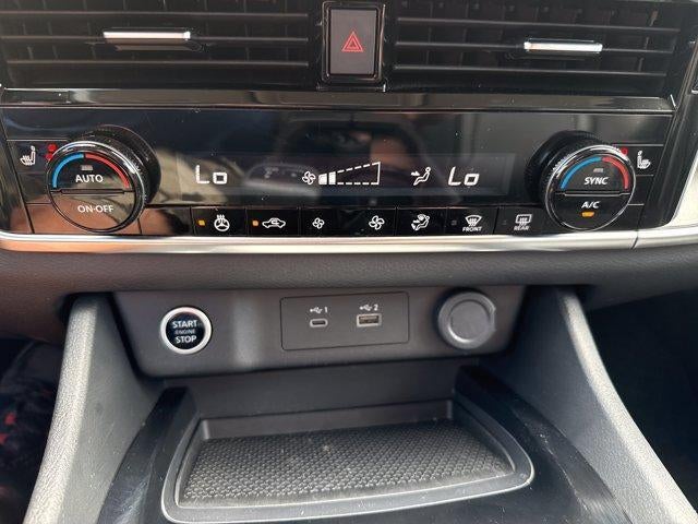 2023 Nissan Rogue AWD SV *Ltd Avail*