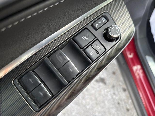 2022 Toyota Venza Limited AWD (GS)