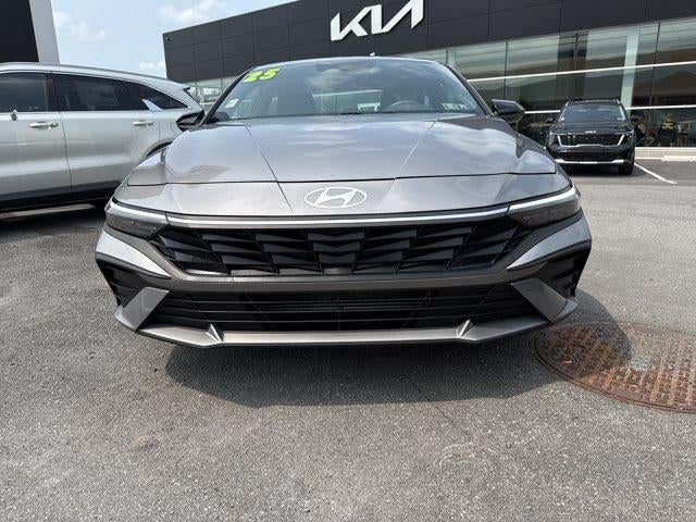 2025 Hyundai ELANTRA SEL Sport IVT