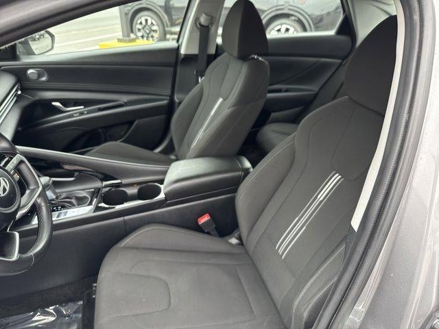 2025 Hyundai ELANTRA SEL Convenience IVT