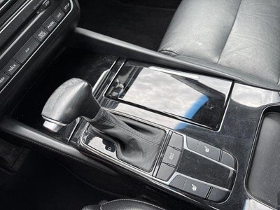 2017 Kia Cadenza Premium Sedan