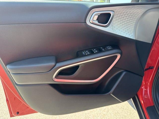 2025 Kia Soul LX FWD