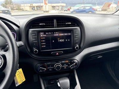 2023 Kia Soul LX IVT