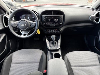 2025 Kia Soul LX FWD