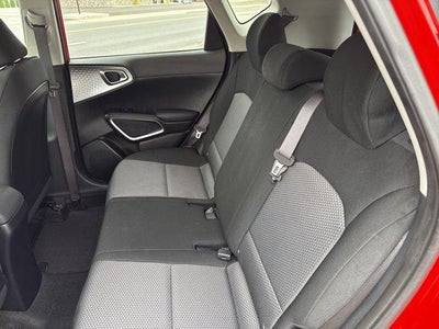2024 Kia Soul LX IVT