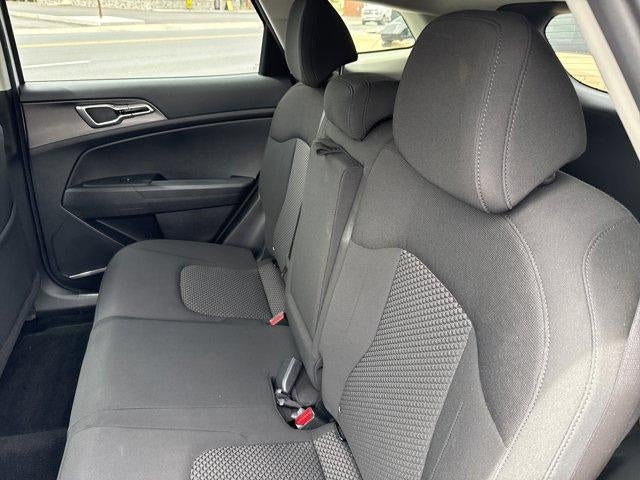 2023 Kia Sportage Hybrid LX AWD