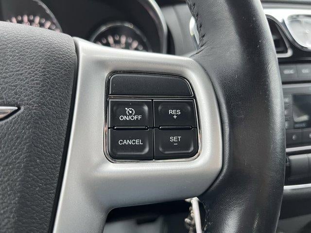 2013 Chrysler 200 4dr Sdn Touring