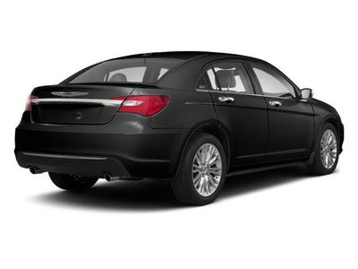 2013 Chrysler 200 4dr Sdn Touring