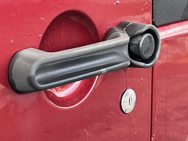 2013 Jeep Wrangler 4WD 2dr Sport