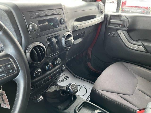 2013 Jeep Wrangler 4WD 2dr Sport