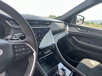 2025 Jeep Grand Cherokee Altitude X 4x4