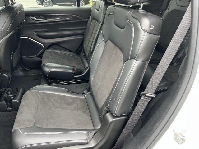 2022 Jeep Grand Cherokee L Altitude 4x4