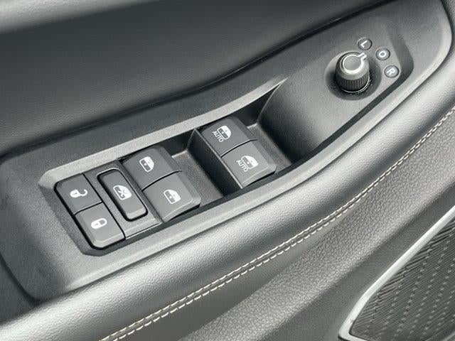 2022 Jeep Grand Cherokee L Altitude 4x4