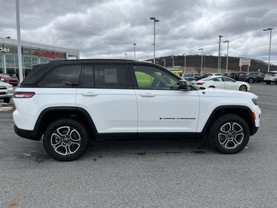2023 Jeep Grand Cherokee 4xe Trailhawk 4x4