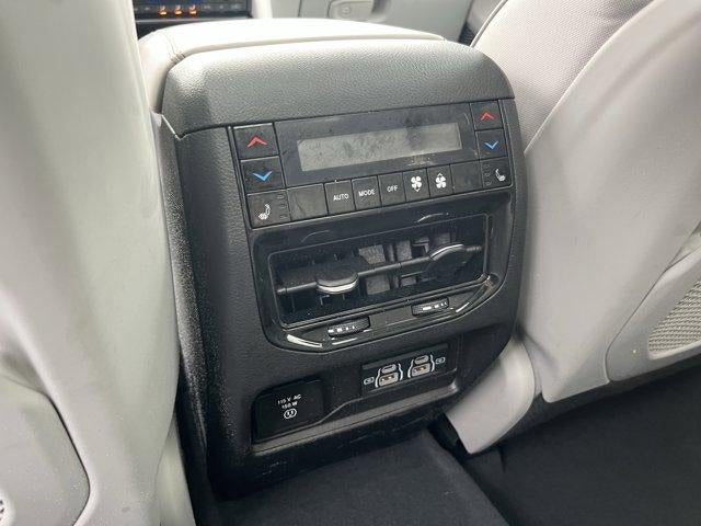 2022 Jeep Grand Cherokee 4xe Overland 4x4