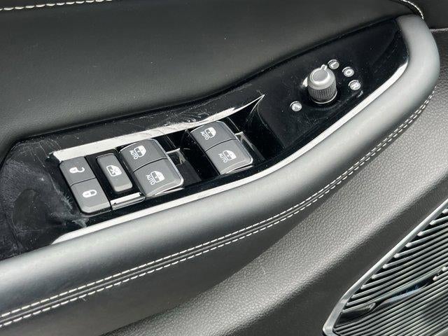 2022 Jeep Grand Cherokee 4xe Overland 4x4