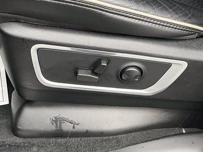 2022 RAM 1500 Laramie 4x4 Crew Cab 5'7" Box