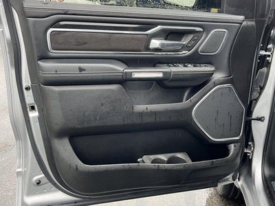 2022 RAM 1500 Laramie 4x4 Crew Cab 5'7" Box