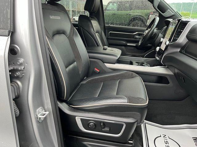 2022 RAM 1500 Laramie 4x4 Crew Cab 5'7" Box