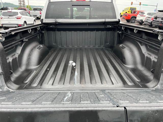 2022 RAM 1500 Laramie 4x4 Crew Cab 5'7" Box