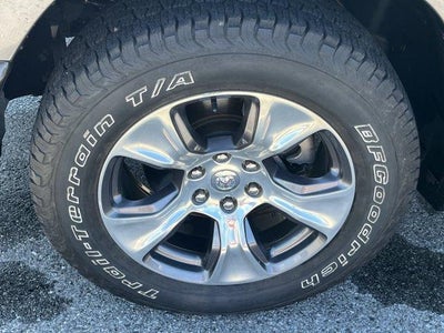 2021 RAM 1500 Laramie 4x4 Crew Cab 5'7" Box