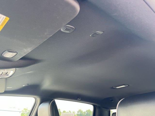 2021 RAM 1500 Laramie 4x4 Crew Cab 5'7" Box