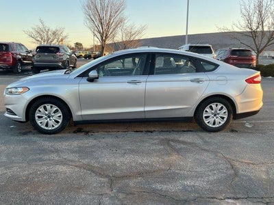 2014 Ford Fusion 4dr Sdn S FWD