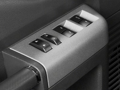 2016 Ford Super Duty F-250 SRW 4WD Crew Cab 6-3/4 Ft Box XL