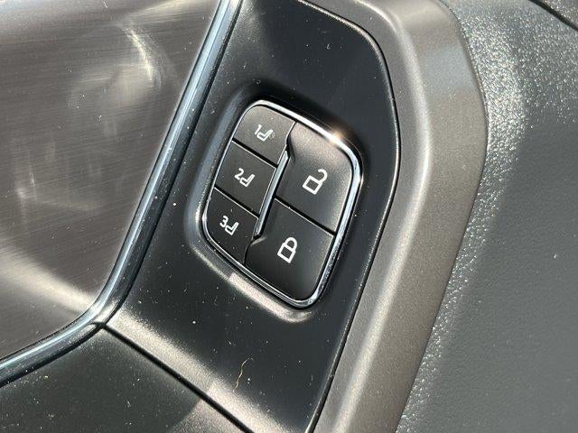 2025 Ford F-150 LARIAT 4WD SuperCrew 5.5' Box