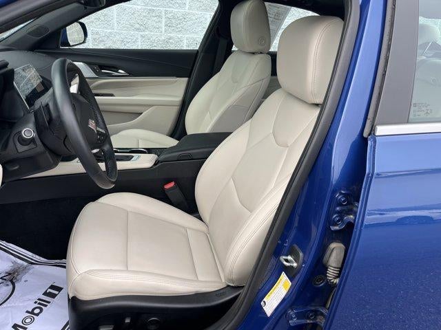 2021 Cadillac CT4 4dr Sdn Luxury