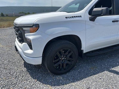 2023 Chevrolet Silverado 1500 Crew Cab Short Box 4-Wheel Drive Custom