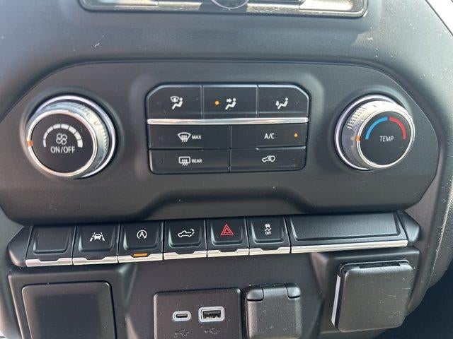 2023 Chevrolet Silverado 1500 Crew Cab Short Box 4-Wheel Drive Custom