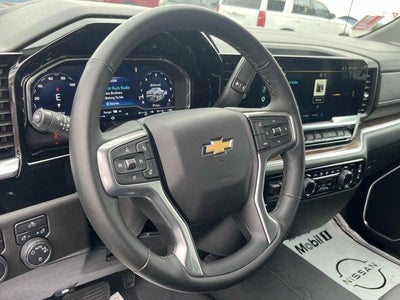 2025 Chevrolet Silverado 1500 Crew Cab Short Box 4-Wheel Drive LT 1LT