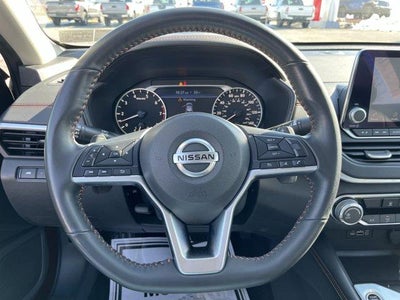 2022 Nissan Altima 2.5 SR AWD Sedan