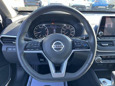 2022 Nissan Altima 2.5 SV Sedan