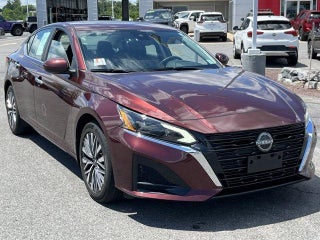 2023 Nissan Altima 2.5 SV Sedan
