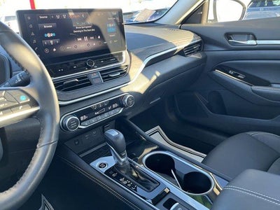 2024 Nissan Altima 2.5 SL Sedan