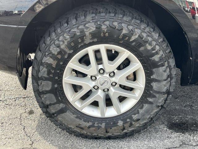 2015 Nissan Frontier 4WD Crew Cab LWB Auto SV